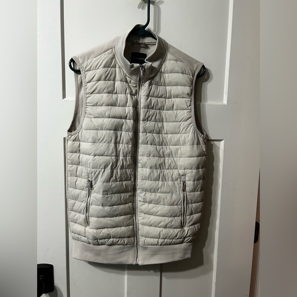 Tahari Men's Light beige Quilted puffer zip up Vest